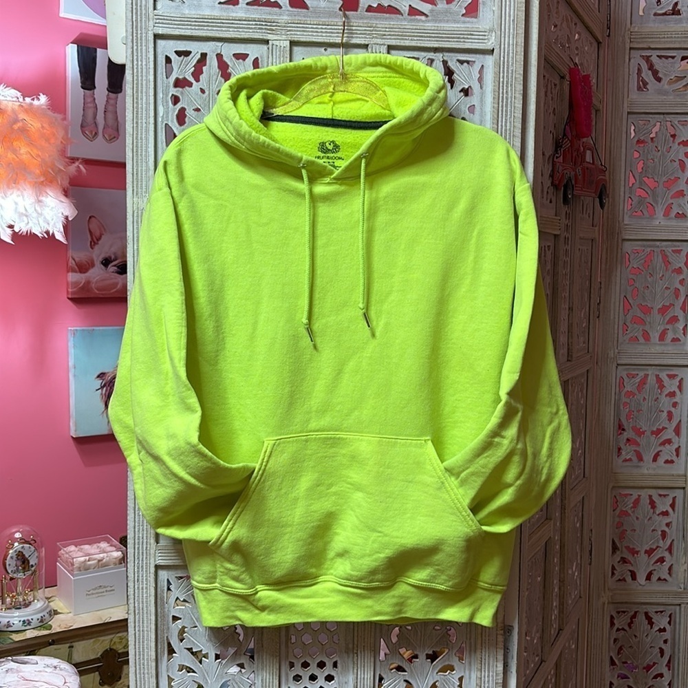 Fruit of the Loom Hoodie Size: Medium